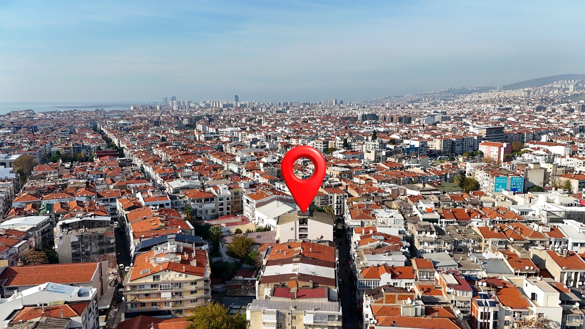 Karşıyaka Çarşı da Kurumsal Kiracılı Satılık Bina