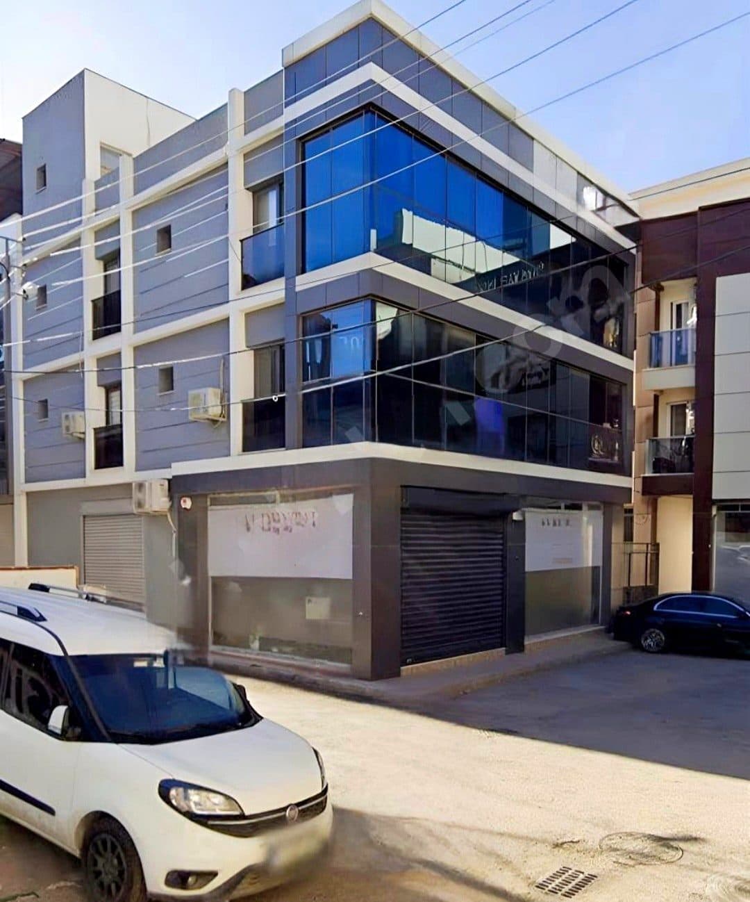 BAYRAKLI ADLİYE YAKINI | PLAZALAR BÖLGESİNDE SATILIK 1+0 OFİSLER 4