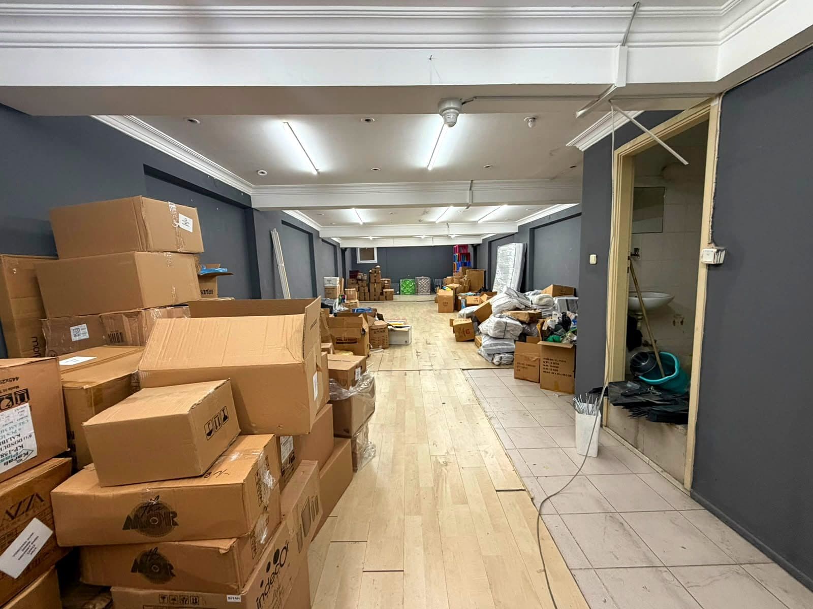 BAYRAKLIDA CADDE ÜSTÜNDE KOMPLE SATILIK 7 KATLI FIRSAT BİNA 5