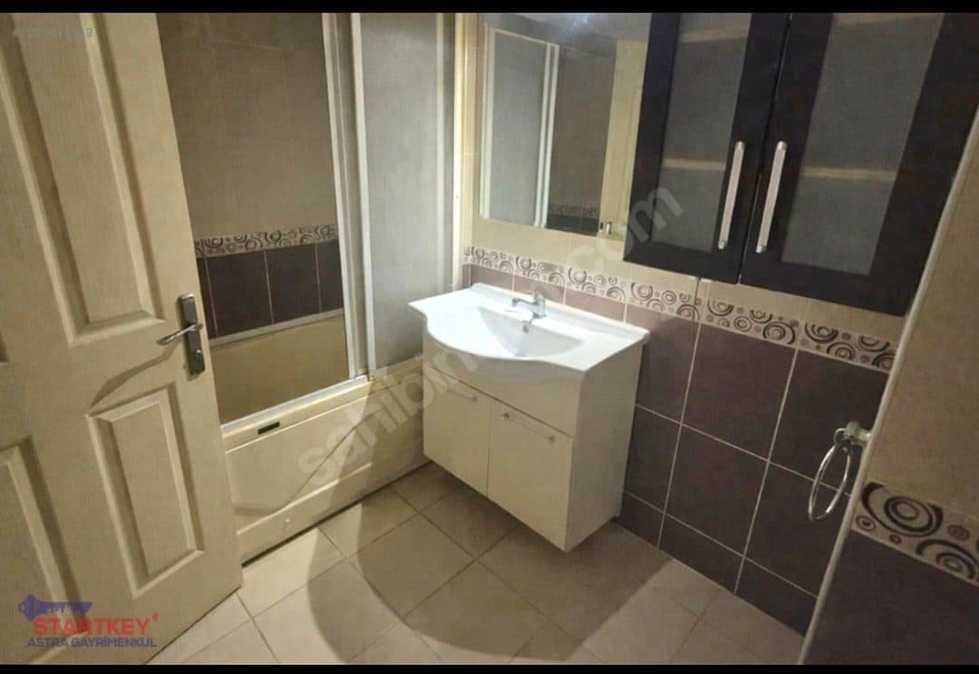 ŞEMİKLER FİKRİ ALTAY MAH.3+1 SATILIK DAİRE 2