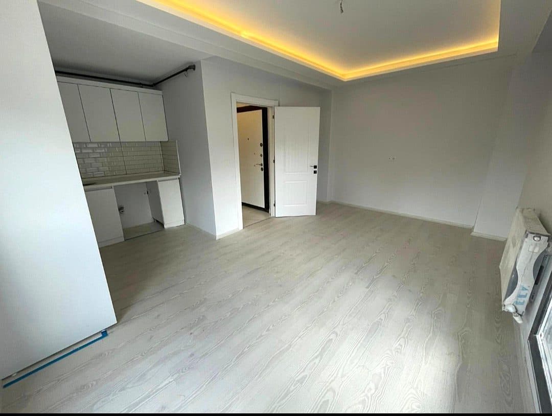 SEYREK'TE ÜNİVERSİTEYE 400 M YAKINDA KİRALIK 2+1 DAİRE. 2