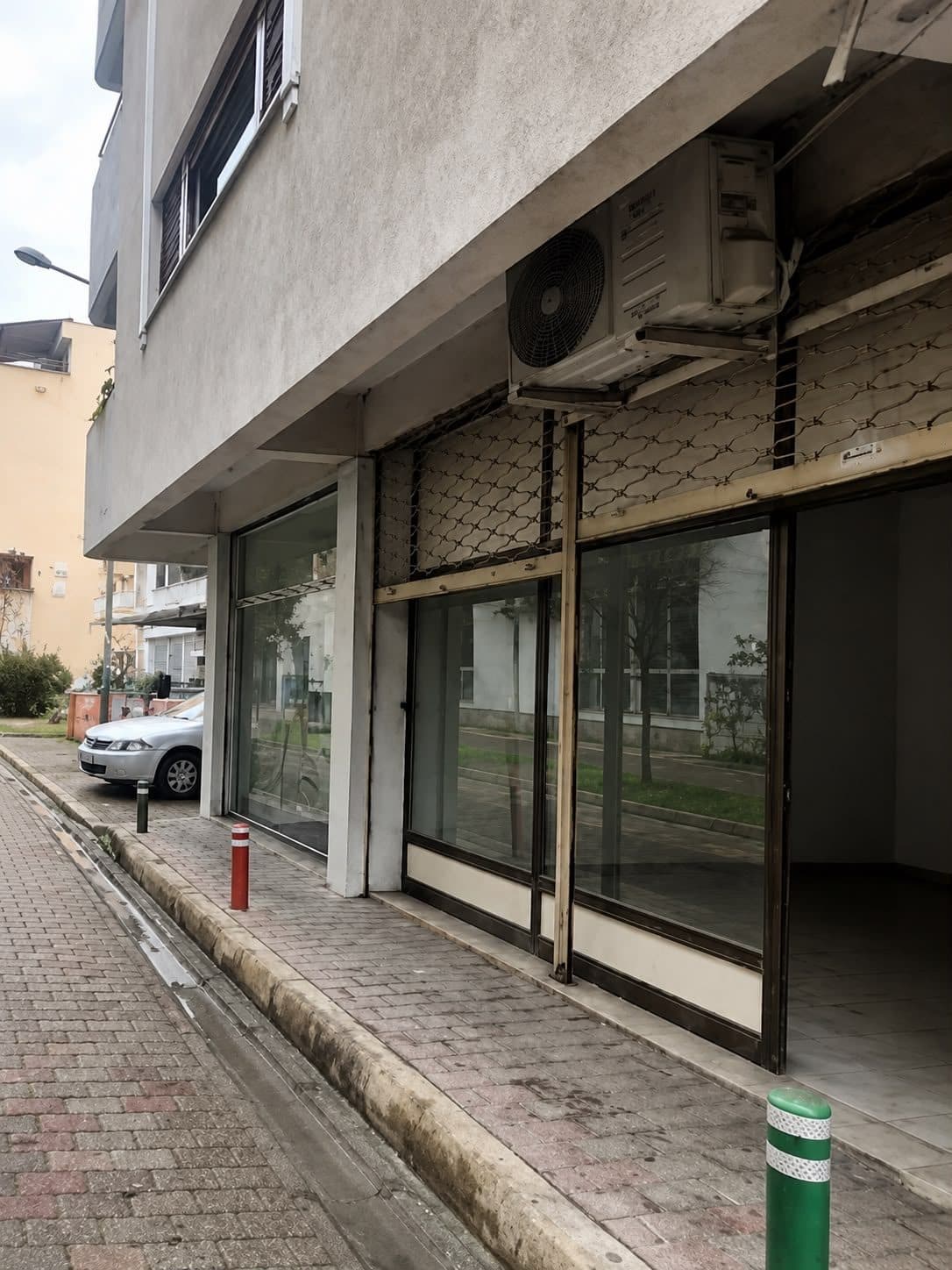 KARŞIYAKA İZSU YANINDA İŞLEK LOKASYONDA KİRALIK DÜKKAN