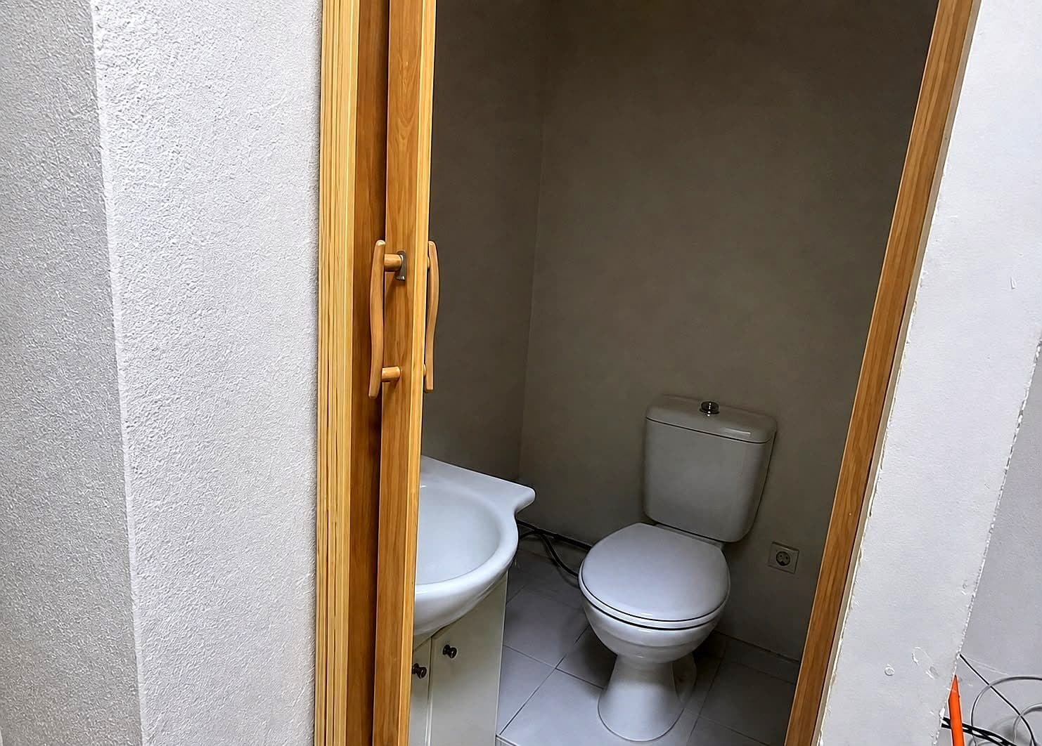 KARŞIYAKA İZSU YANINDA İŞLEK LOKASYONDA KİRALIK DÜKKAN 5