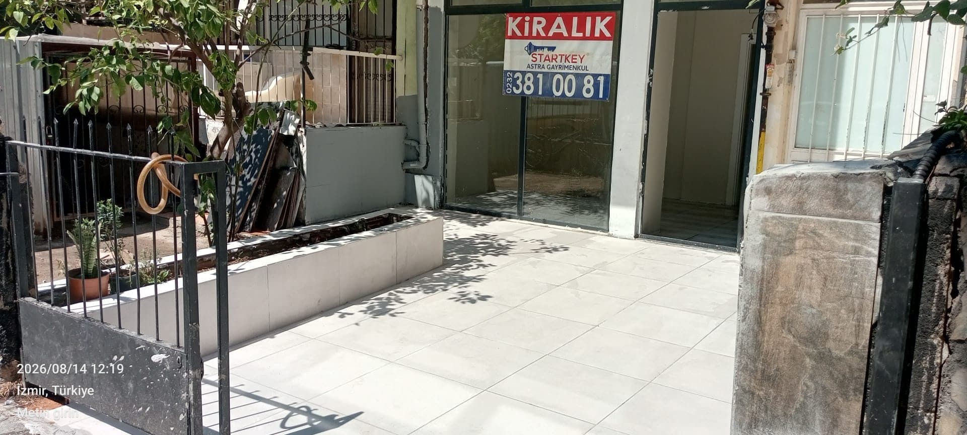 Atakent Yalı Mah. Bahçeli WC li Kiralık Dükkan 3