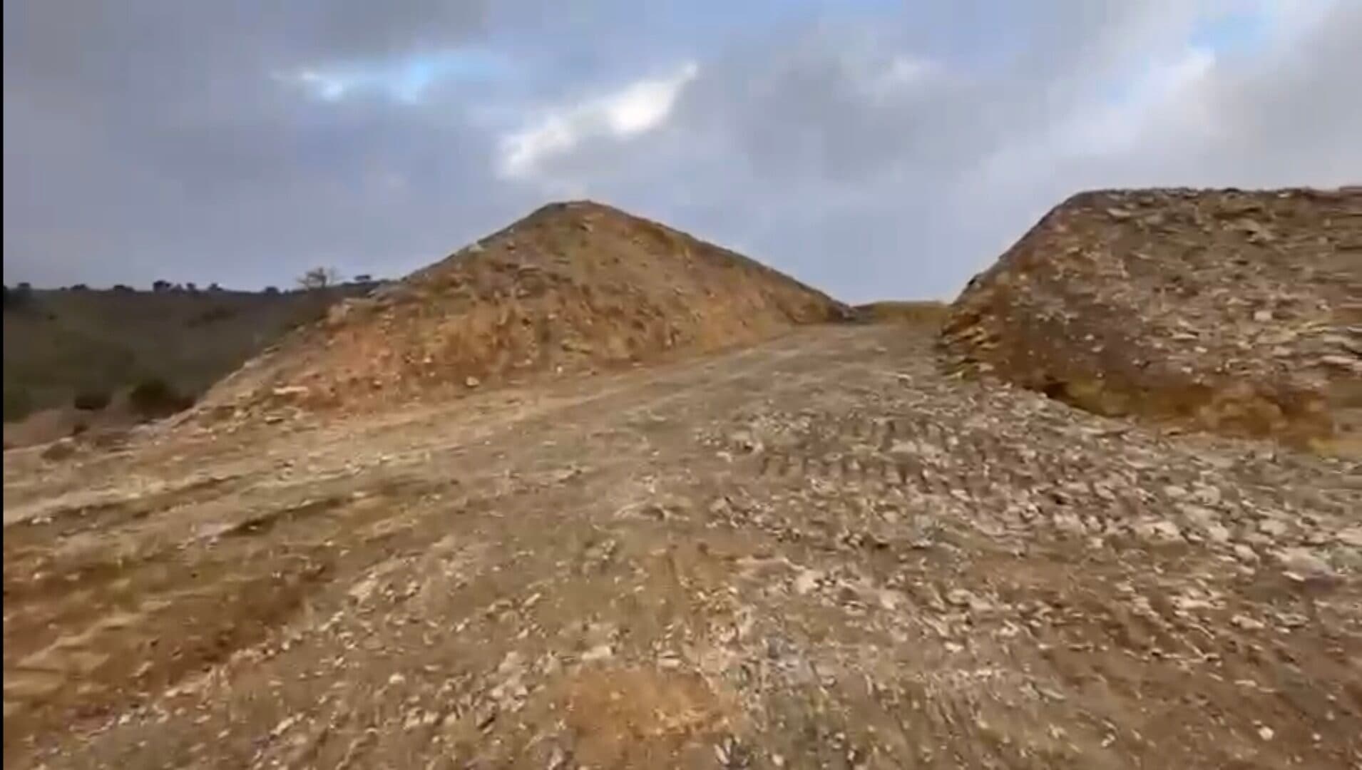 Arsa · Çatalca, Menderes — fotoğraf 23/24
