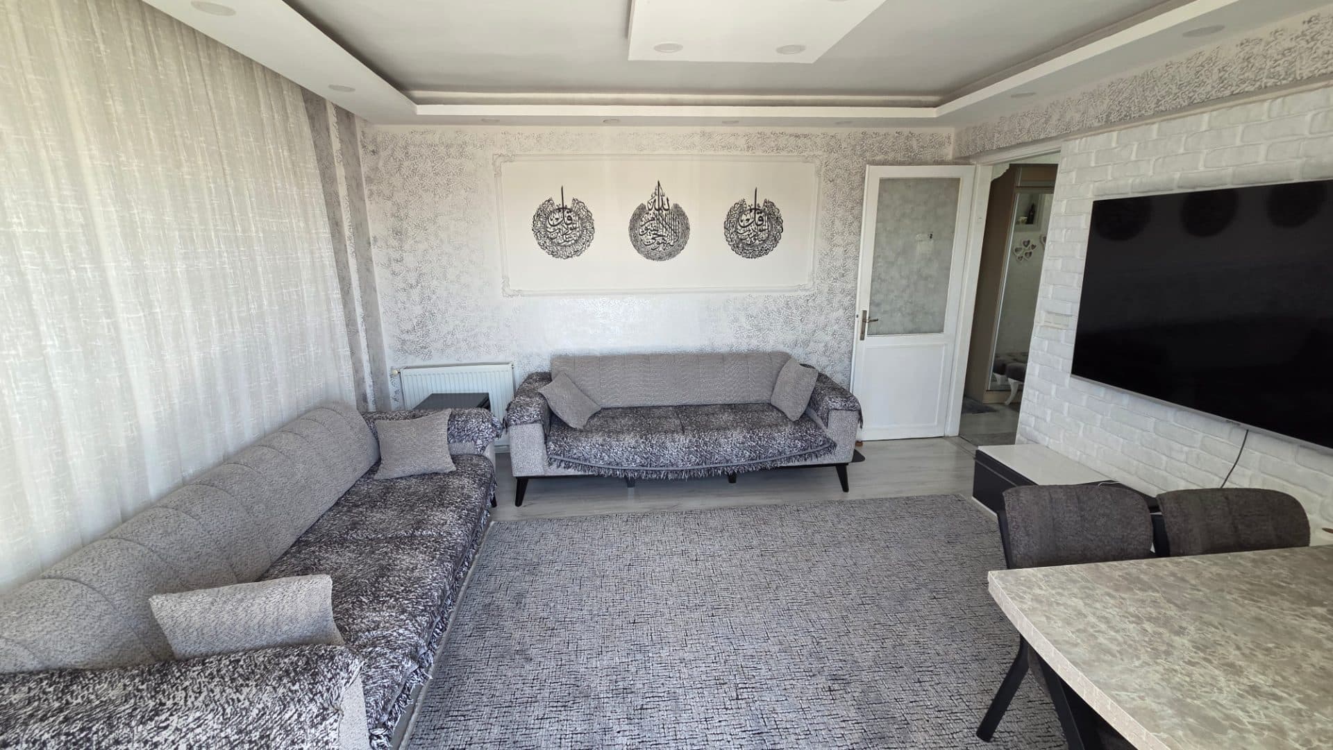 Nergis Merkezde Park Cepheli Masrafsız Kilerli 2+1 Satılık Daire 3