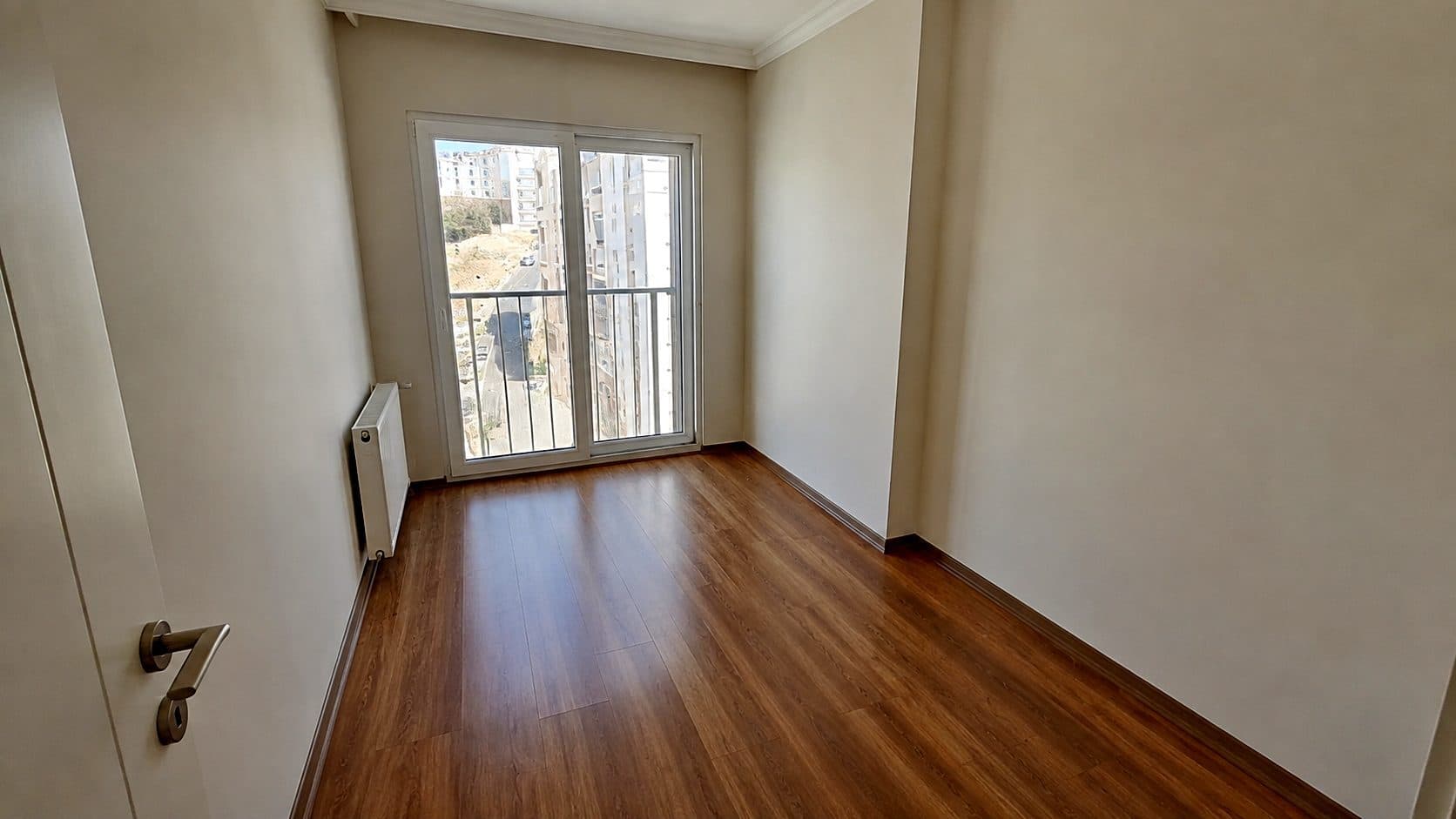 Manzaraya Doyacağınız Zerrin Hanım Sitesinde 3+1 Satılık Daire 4