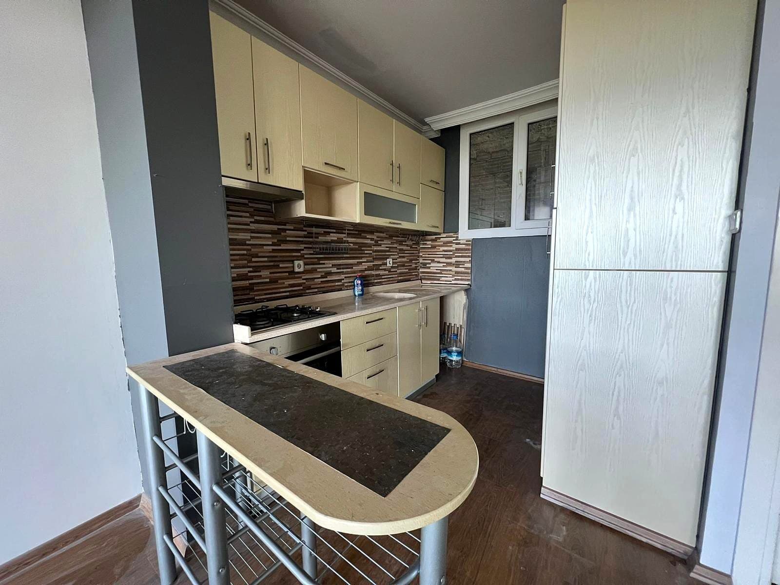 Alaybey Sevgi Yolu Kiralık 2+1 Önü Açık Daire 2