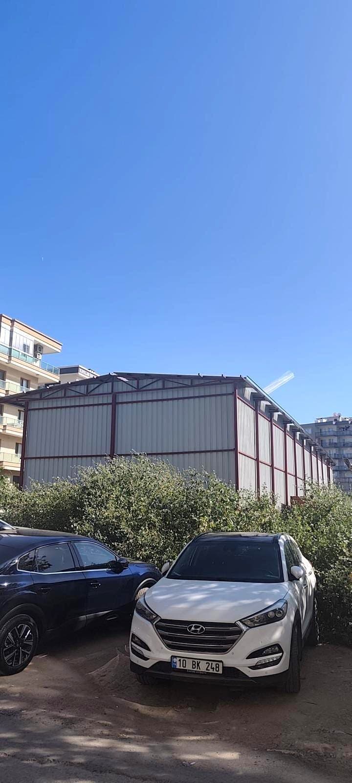 Depo · Şemikler, Karşıyaka — fotoğraf 9/14