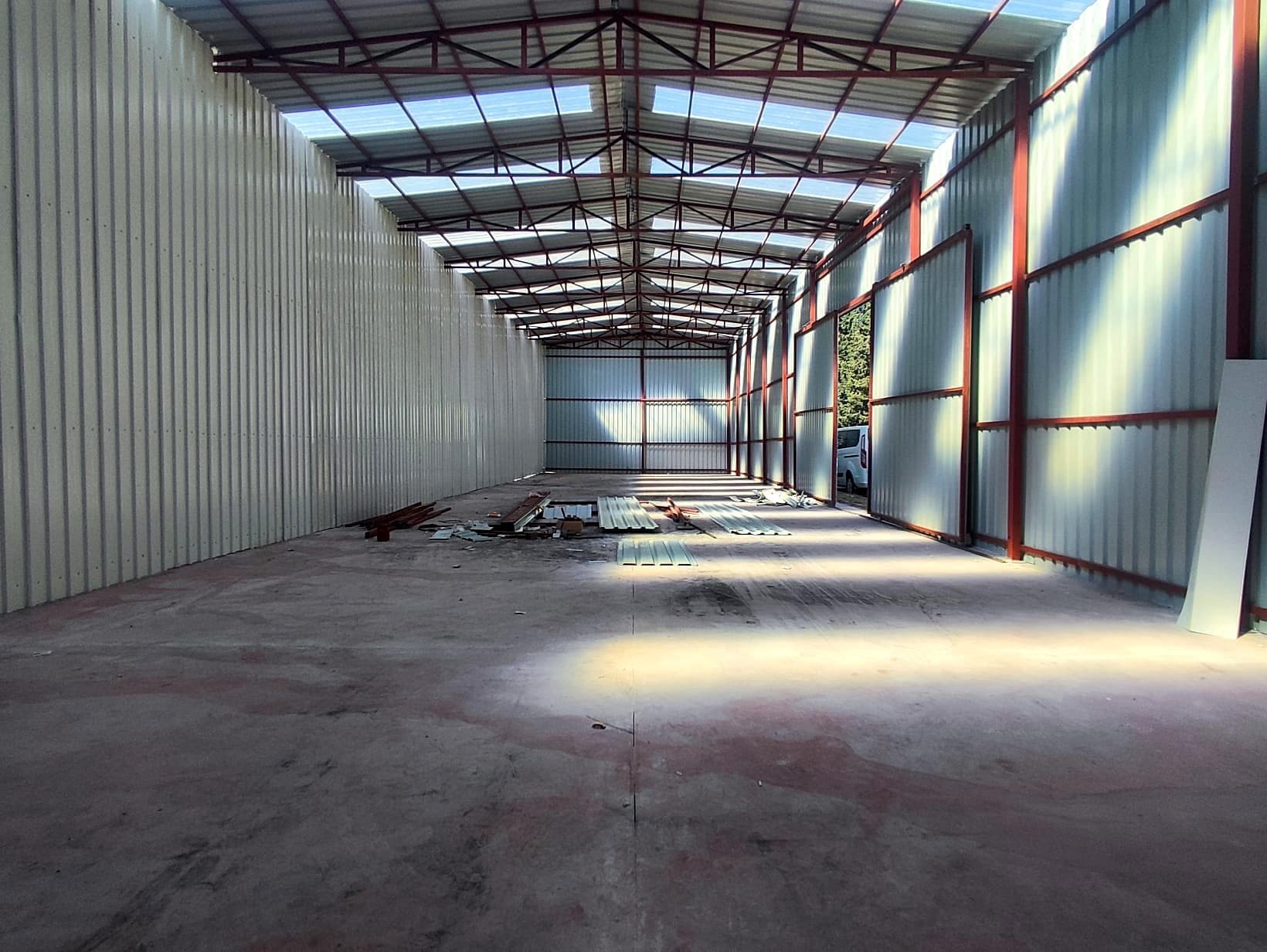 Depo · Şemikler, Karşıyaka — fotoğraf 13/14