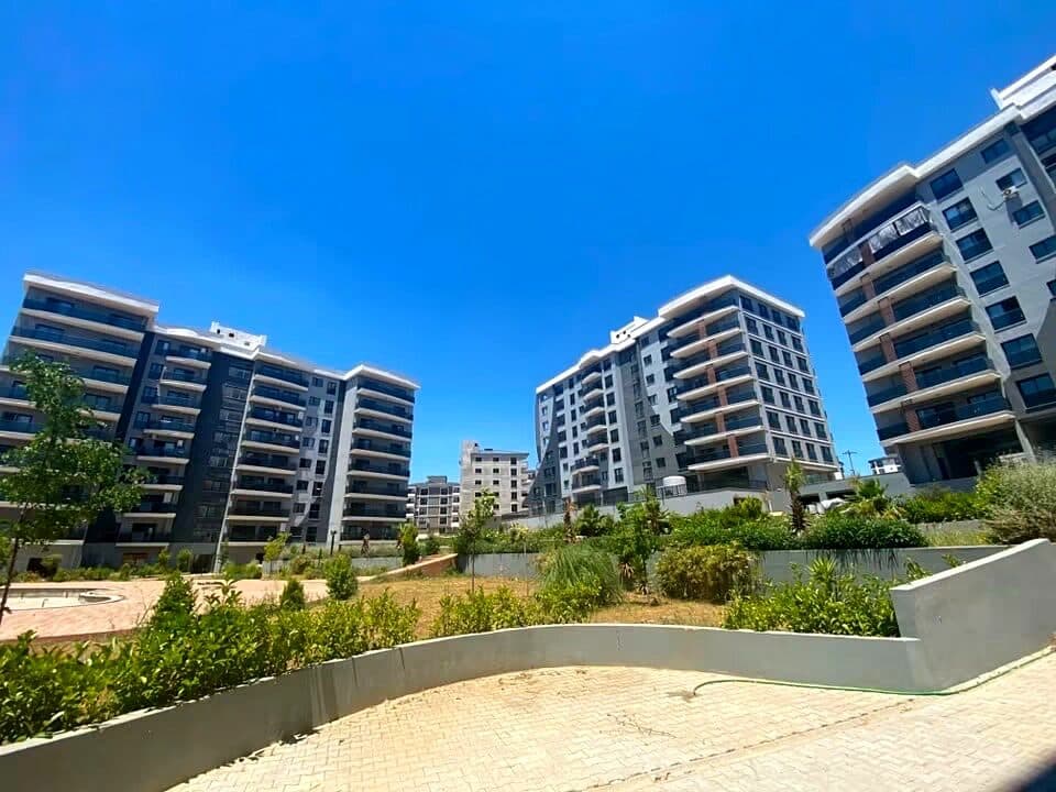 BAHÇEŞEHİR ROYAL’DE SATILIK LÜKS 2+1 DAİRE 3