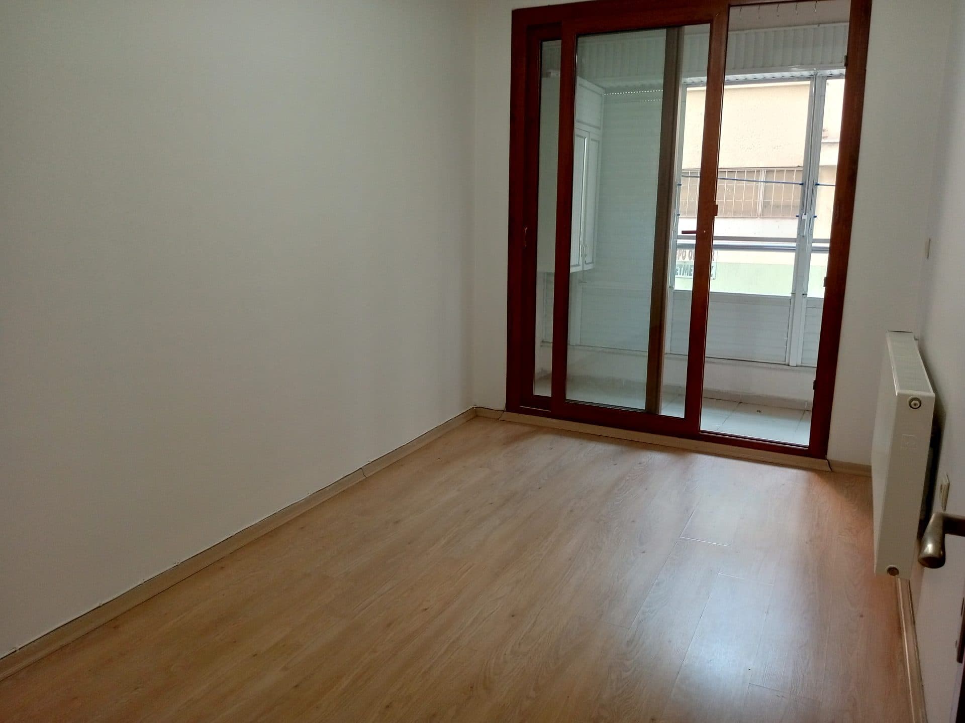Karşıyaka Şemikler de 2+1 Satılık Daire 3