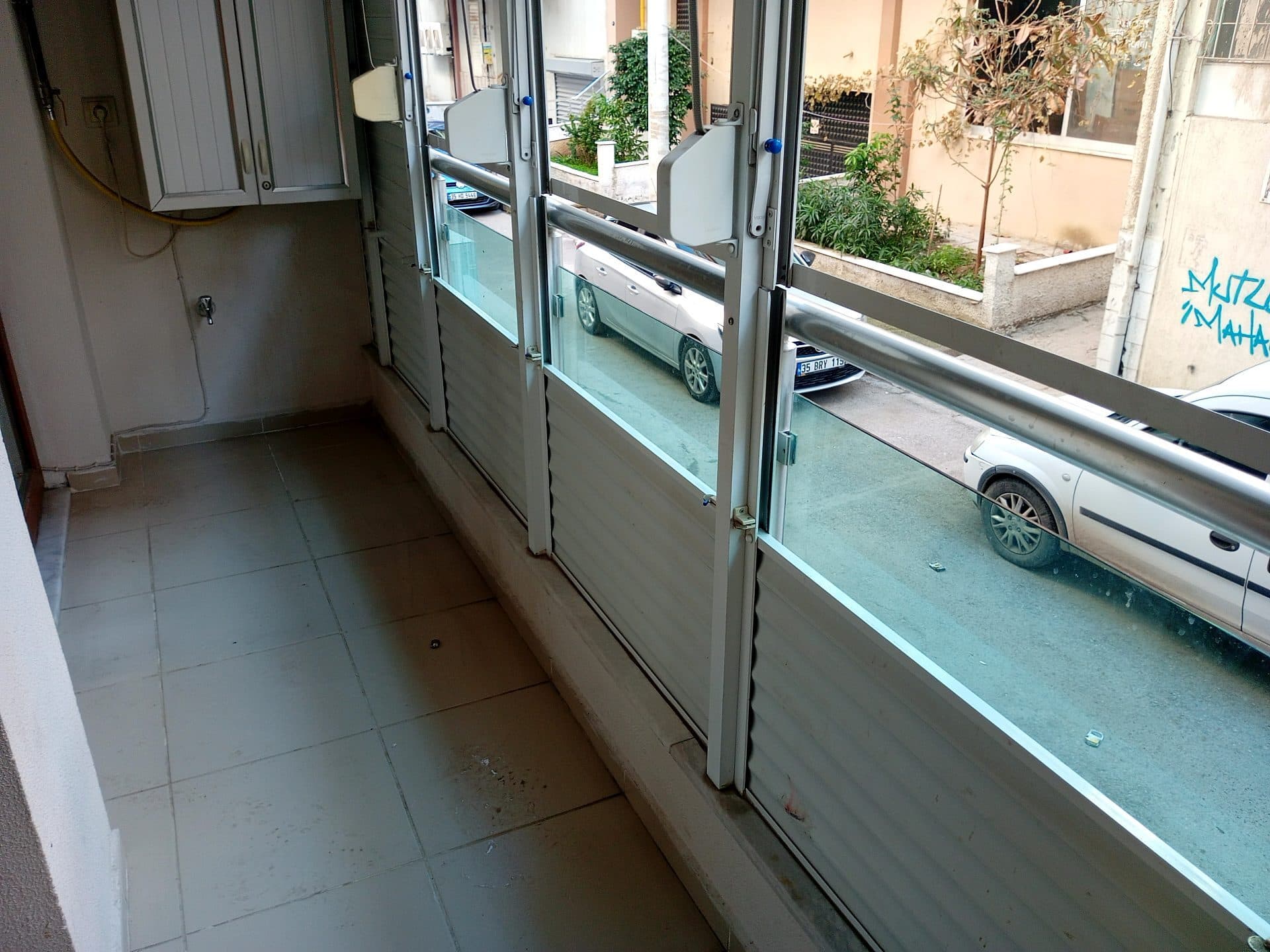2+1 Daire · Şemikler, Karşıyaka — fotoğraf 16/18