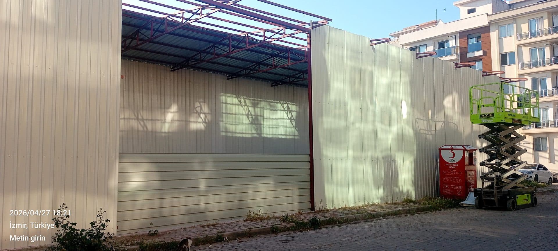Karşıyaka Şemikler de Satılık Emsalsiz Depo