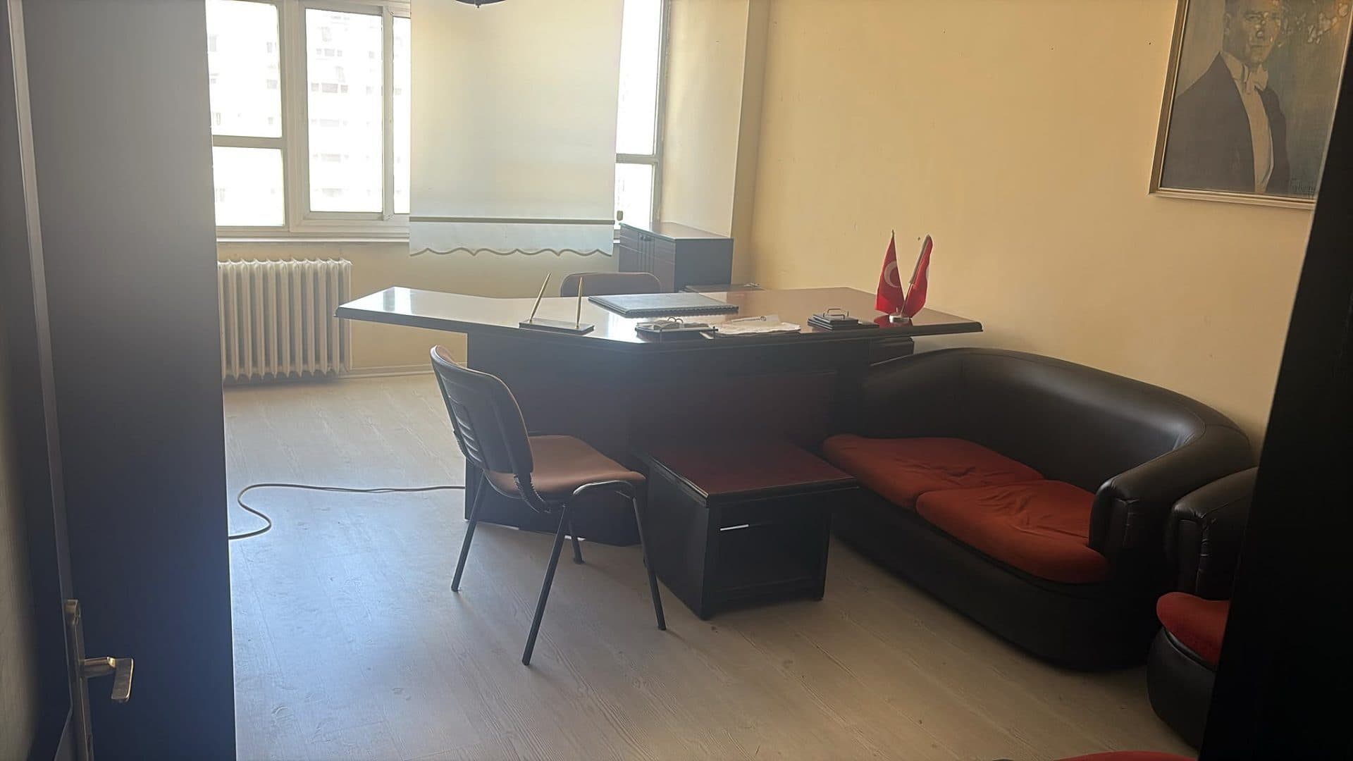 Ofis · Konak, Konak — fotoğraf 7/8