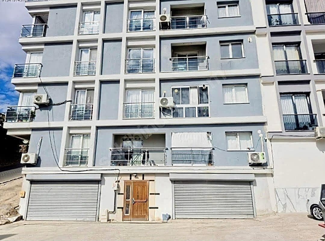 Bayraklı Alparslan Mahallesi Şehir Hastanesi Yakını 2+1 daire
