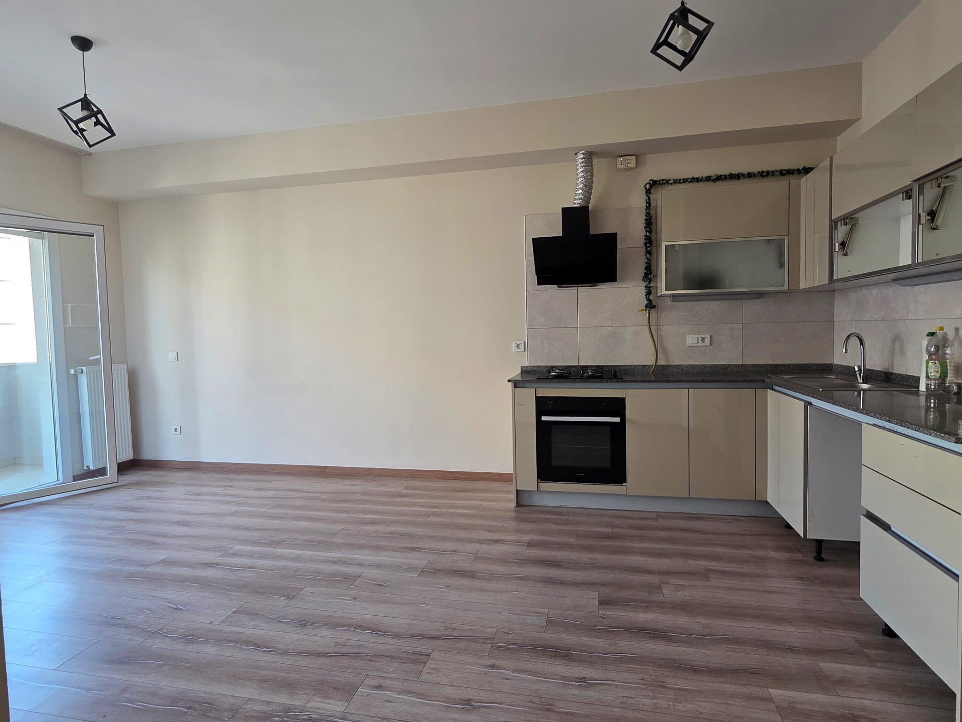 2+1 Daire · Uzundere, Karabağlar — fotoğraf 14/31