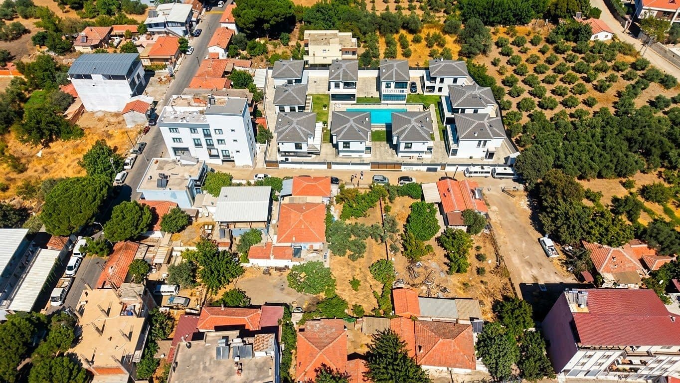 Arsa · Emiralem Merkez, Menemen — fotoğraf 5/5