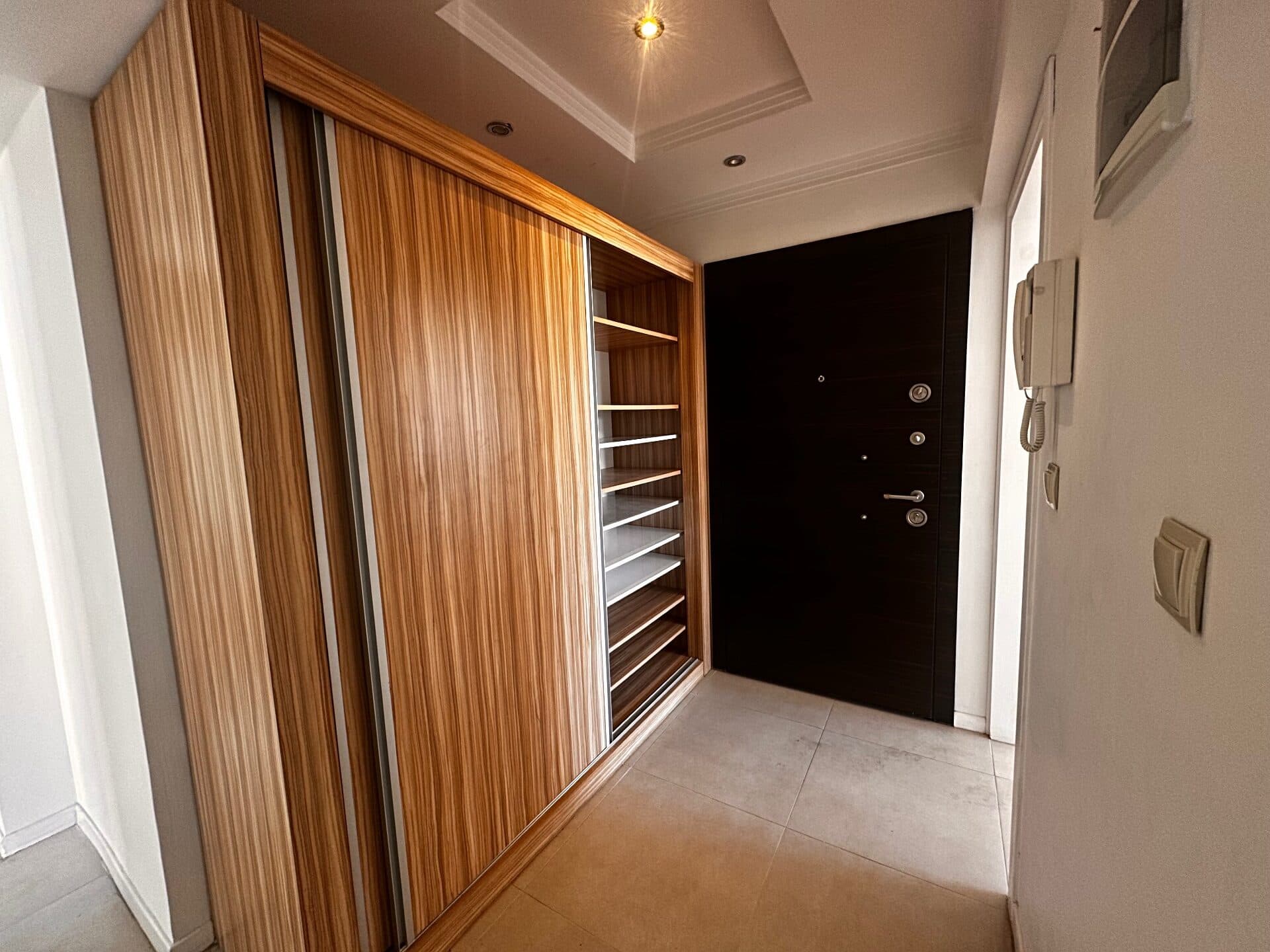 3+1 Daire · Büyük Çiğli, Çiğli — fotoğraf 2/27