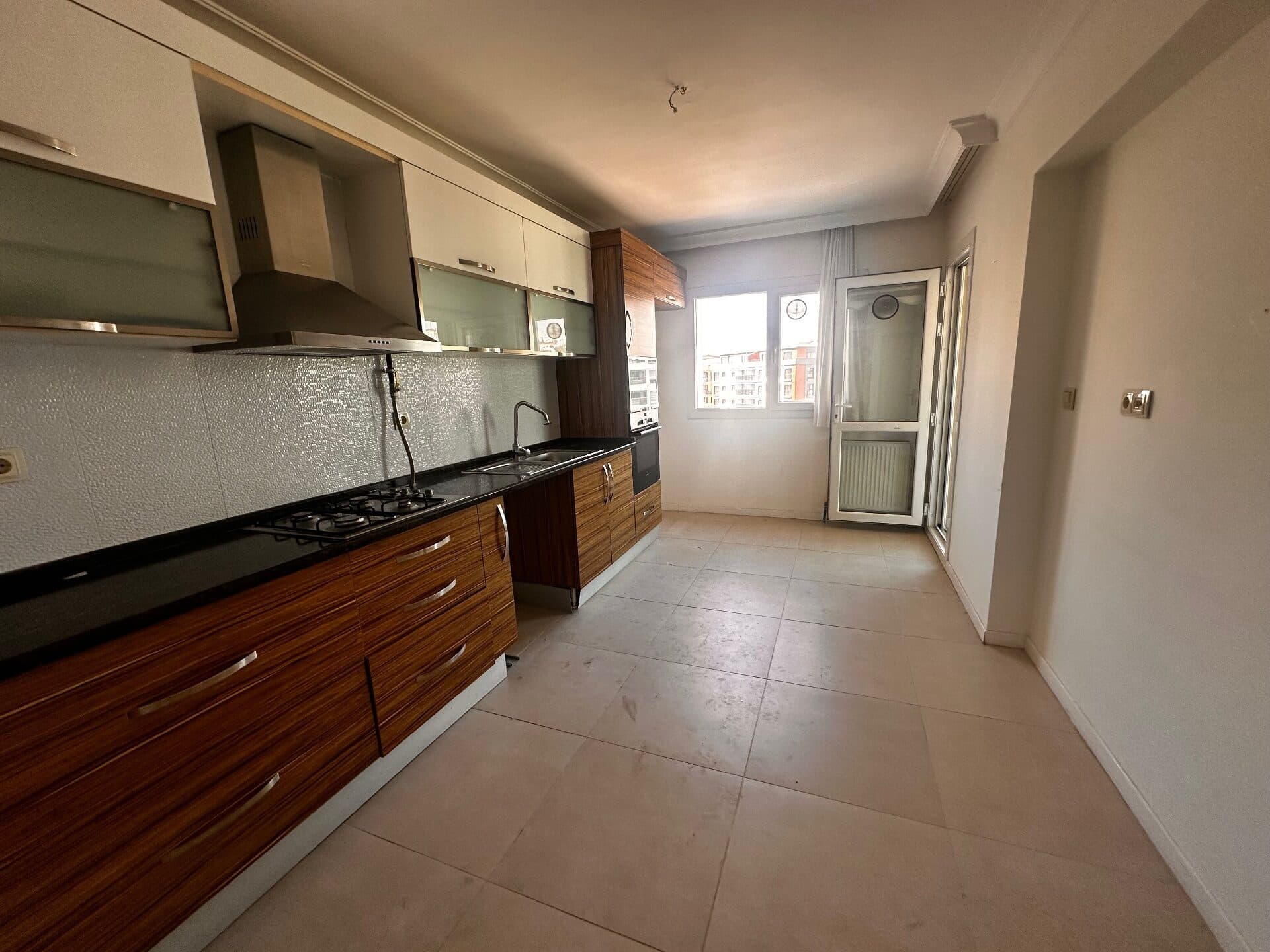 3+1 Daire · Büyük Çiğli, Çiğli — fotoğraf 6/27