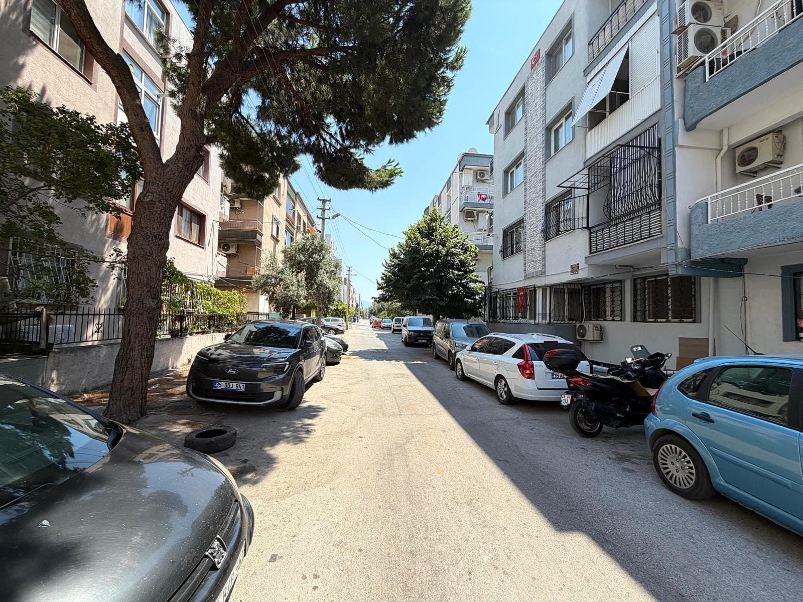 İzmir Buca Kocatepe Satılık 3+1 Daire