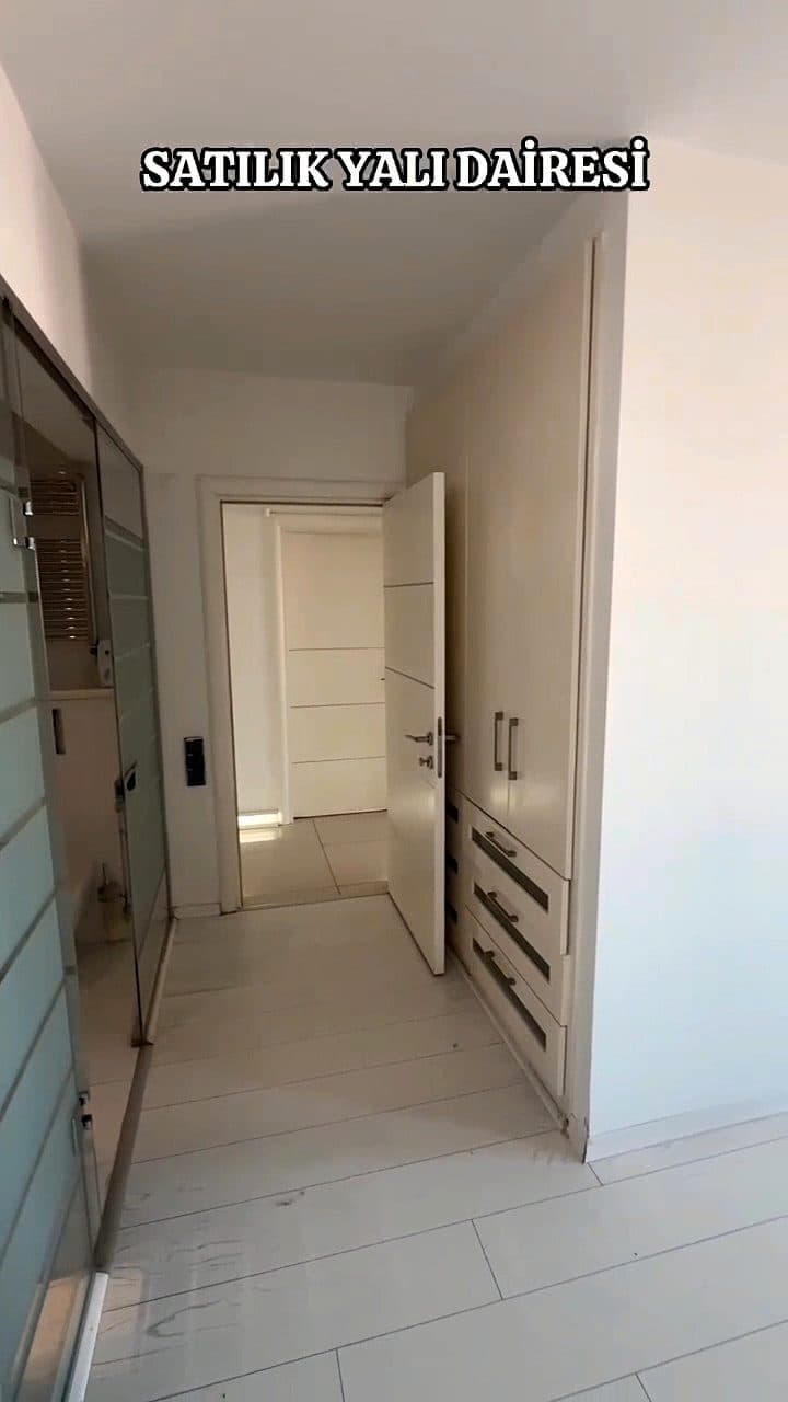 Karşıyaka Yalı da 4+1 Kiralık Daire
