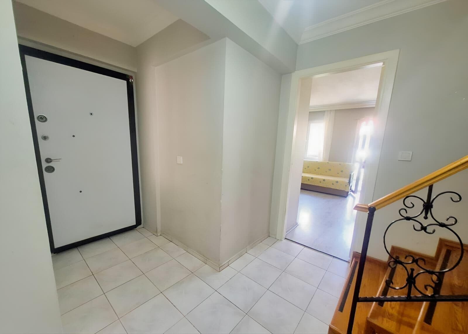 Şemikler Diş Hatanesi arkası Satılık 3+1 Arakat Dubleks Daire