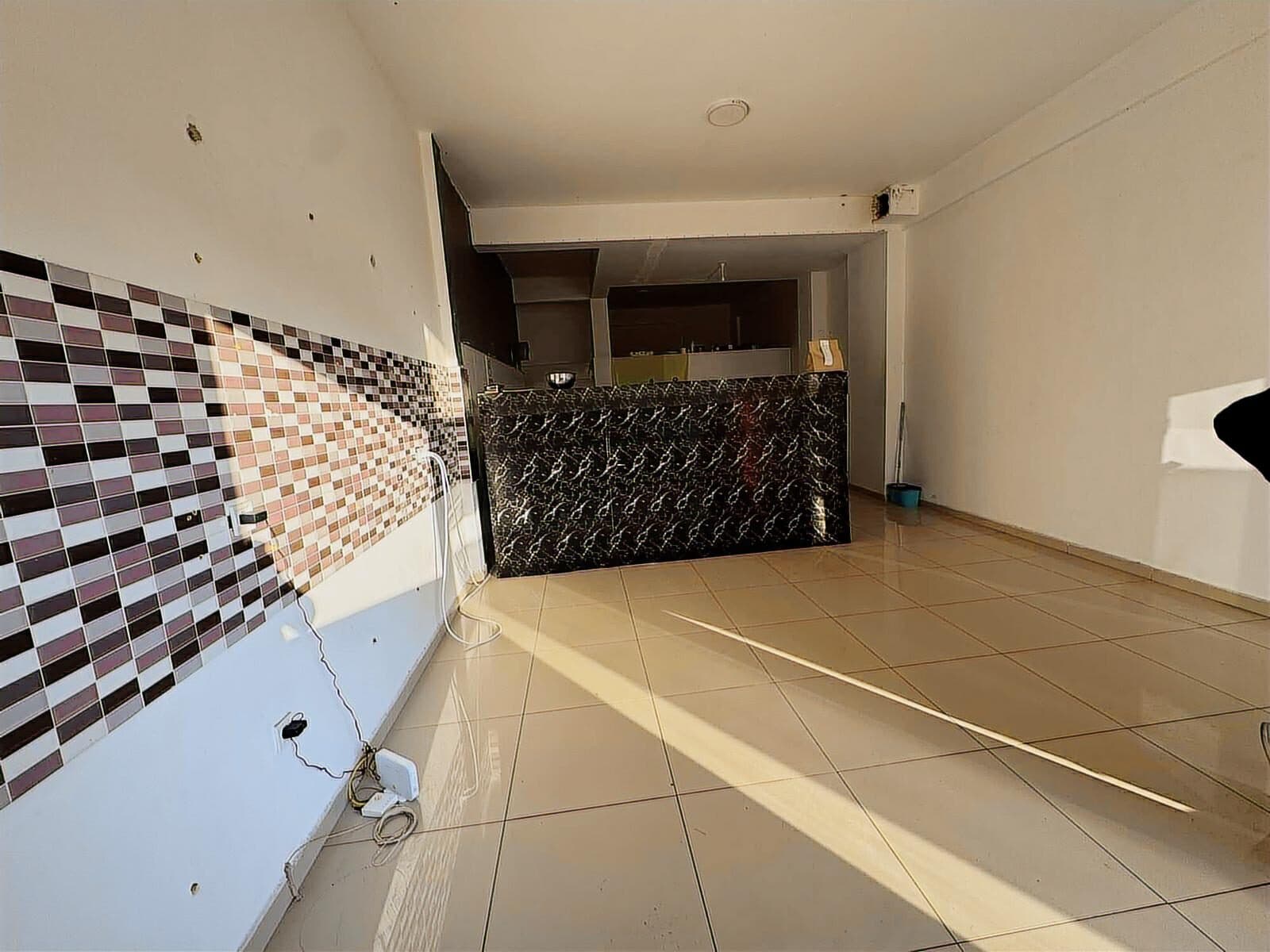 Caddenin En Uygun Dükkanı 70m2 Bacalı Dükkan