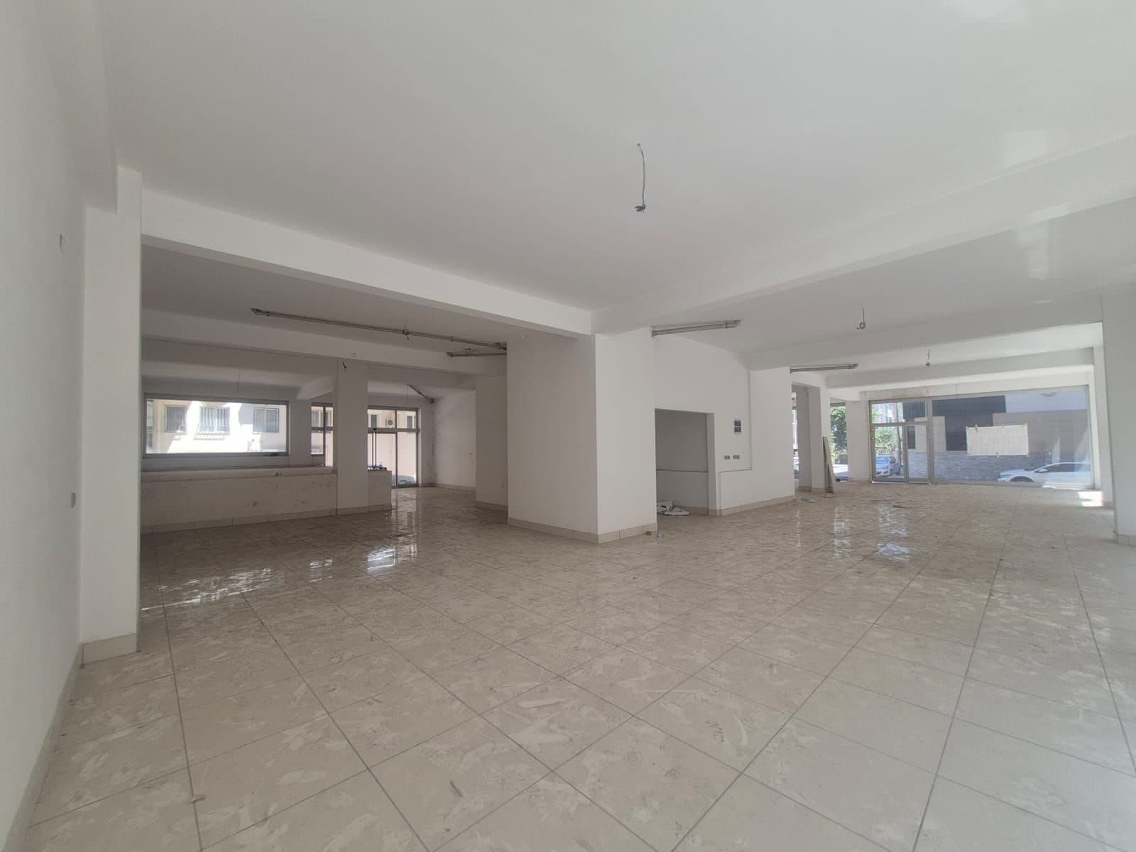 Karşıyaka Dedebaşı Kiralık Dükkan