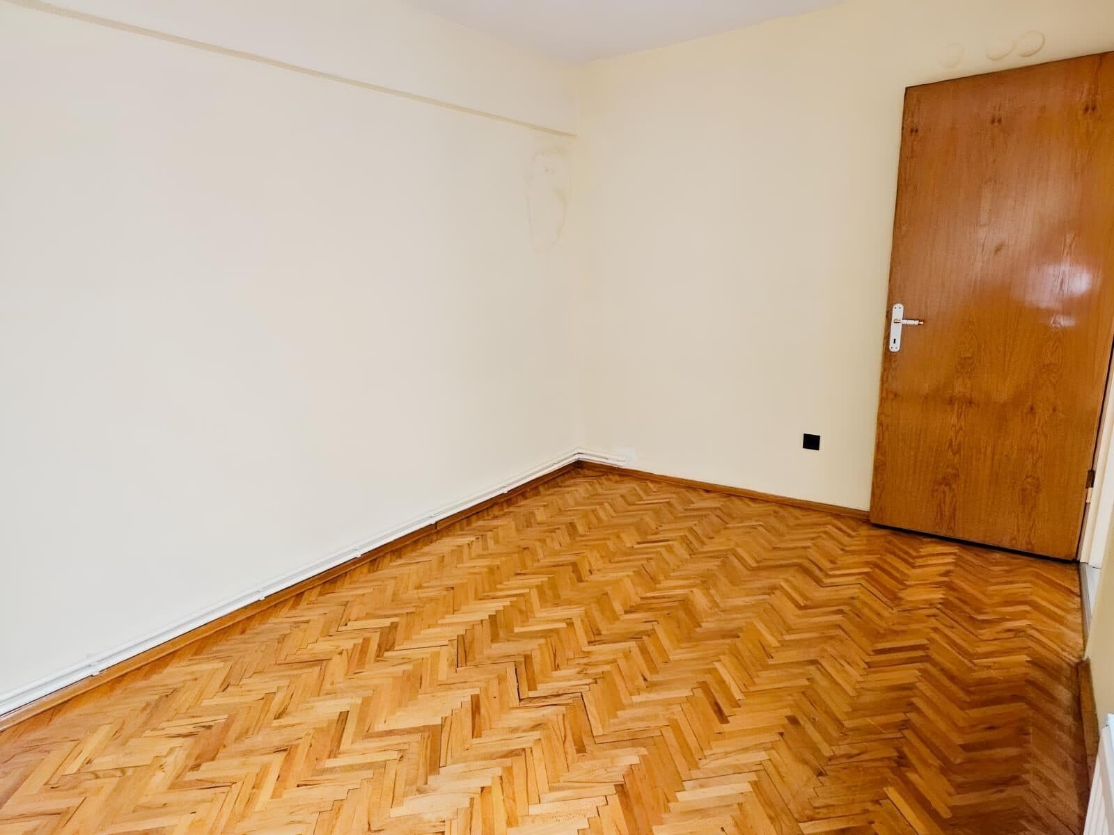 Karşıyaka Bahçelievler'de 3+1 Kapalı Mutfak Satılık Daire