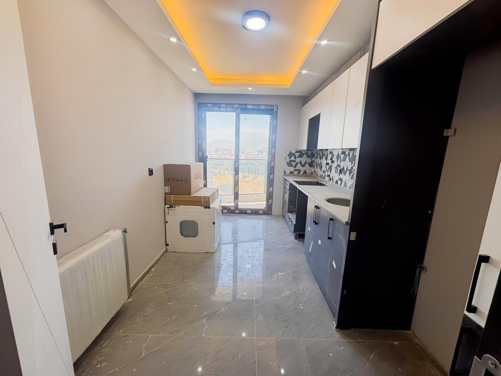Süper Lüx Geniş Odalı Teraslı Gölpark ve Doğa Manzaralı Tripleks